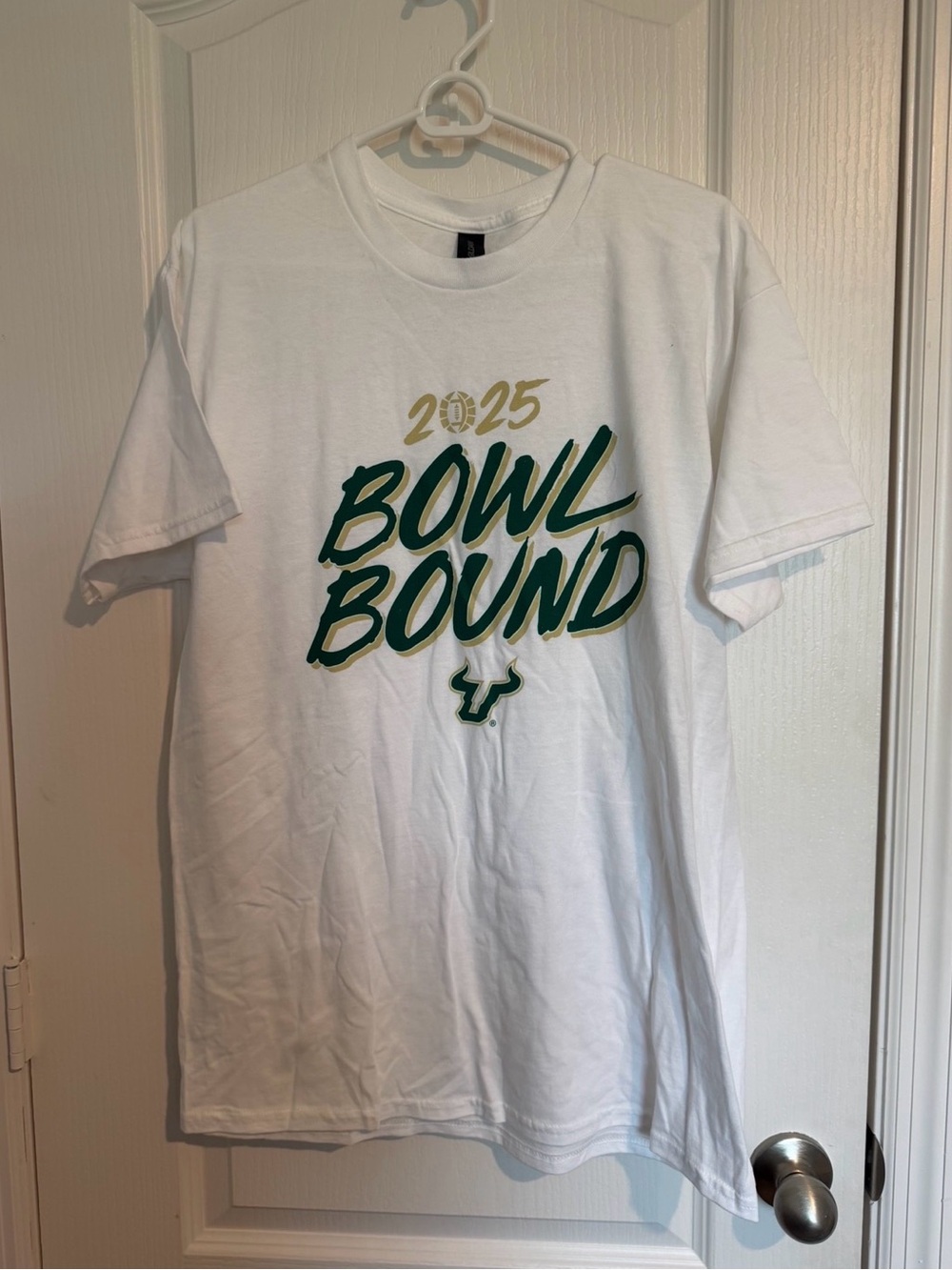 Gildan White T-Shirt with Green and Gold "Bowl Bound" Graphic